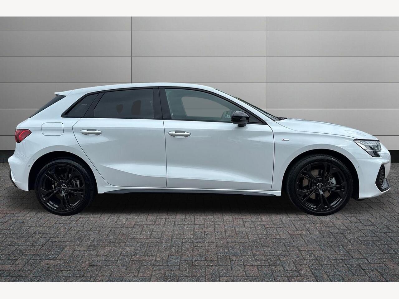 Used Audi A3 2025 for sale - 76680392: Photo 4