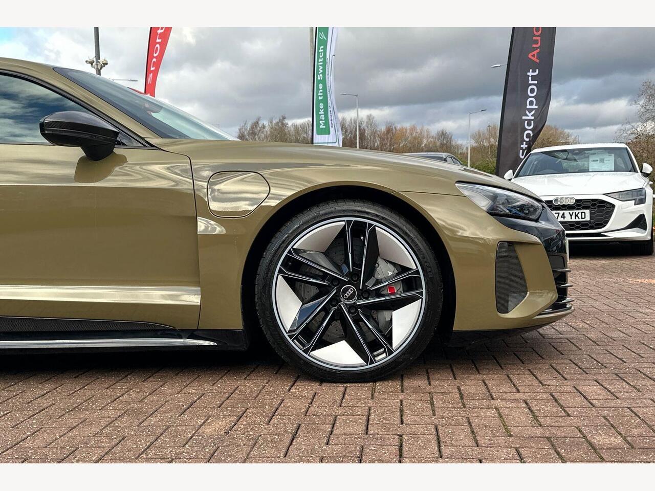 Used Audi RS e-tron GT 2022 for sale - 77706210: Photo 23