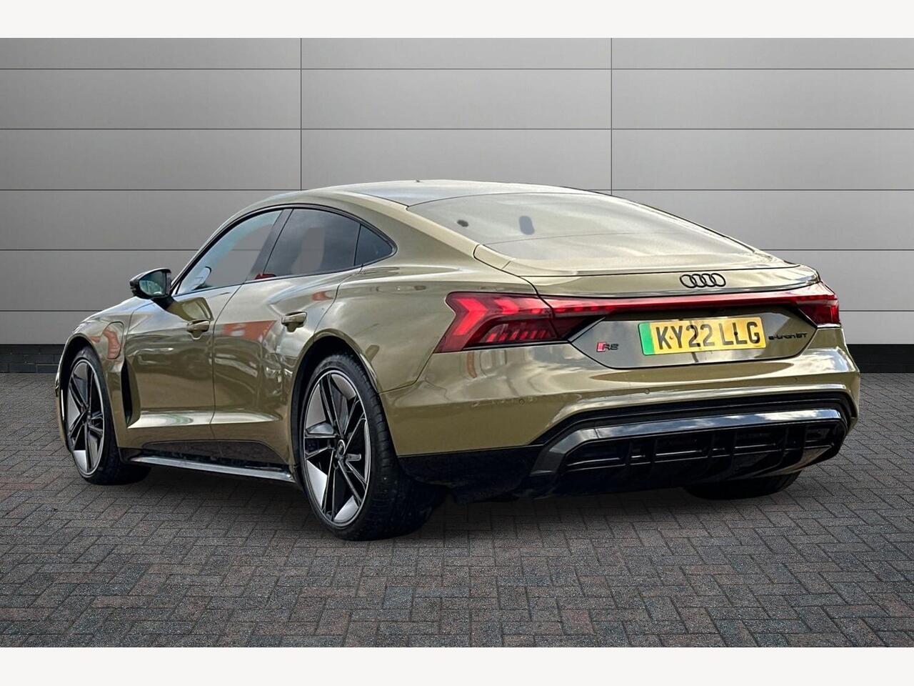 Used Audi RS e-tron GT 2022 for sale - 77706210: Photo 3