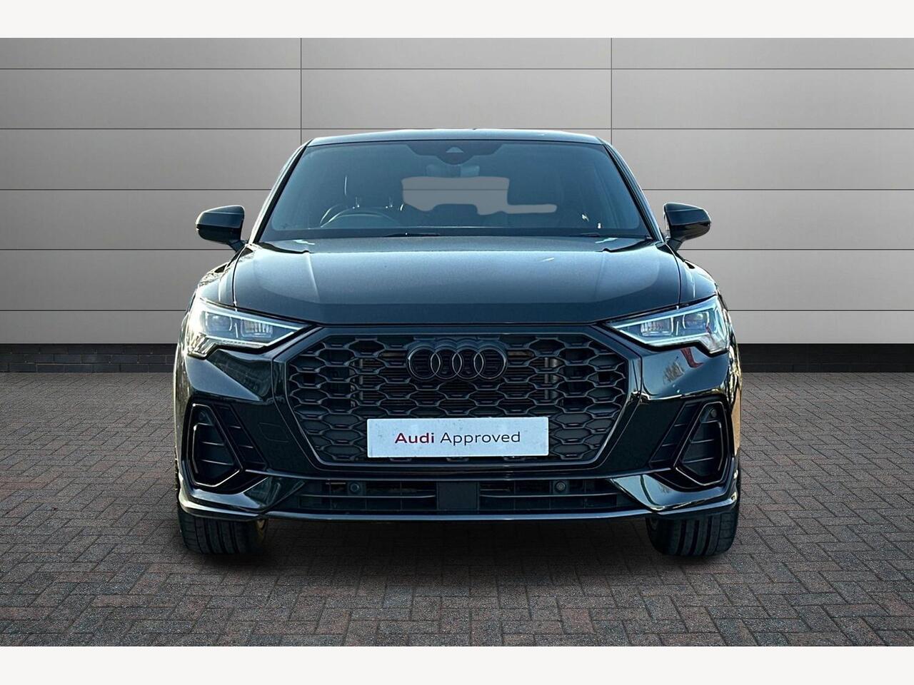 Used Audi Q3 2023 for sale - 77941858: Photo 10