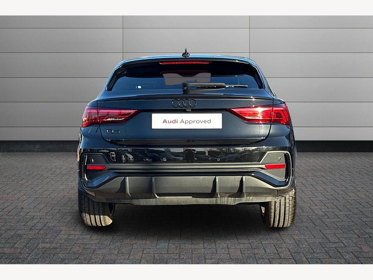 Used Audi Q3 2023 for sale - 77941858: Photo 11