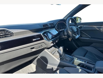 Used Audi Q3 2025 for sale - 78360604: Photo