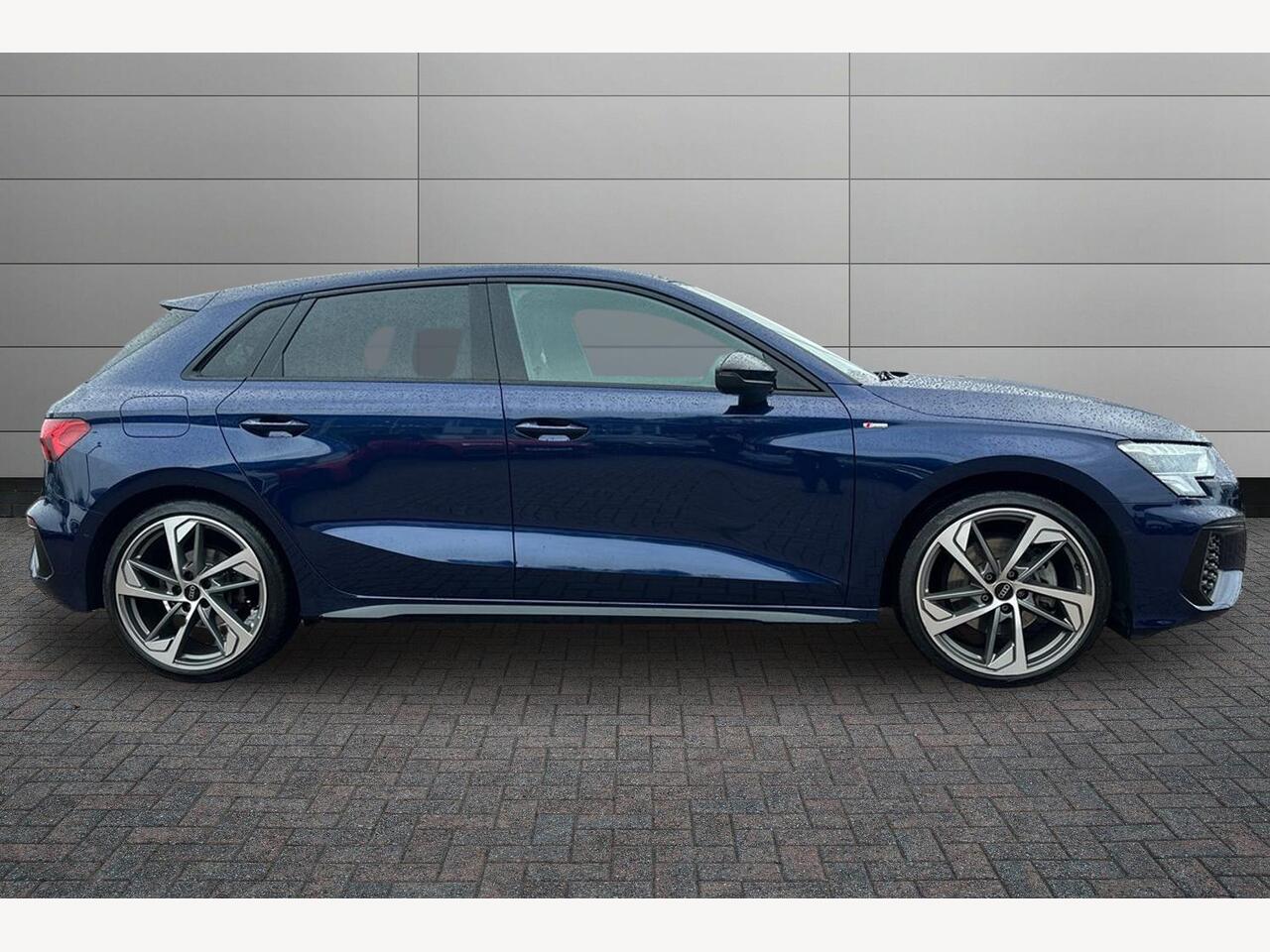 Used Audi A3 2023 for sale - 76676061: Photo 4