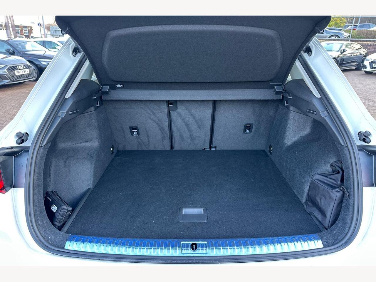 Used Audi Q3 2024 for sale - 77031179: Photo 12