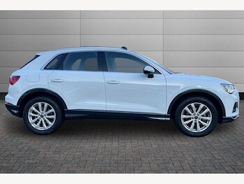 Used Audi Q3 2024 for sale - 77031179: Photo