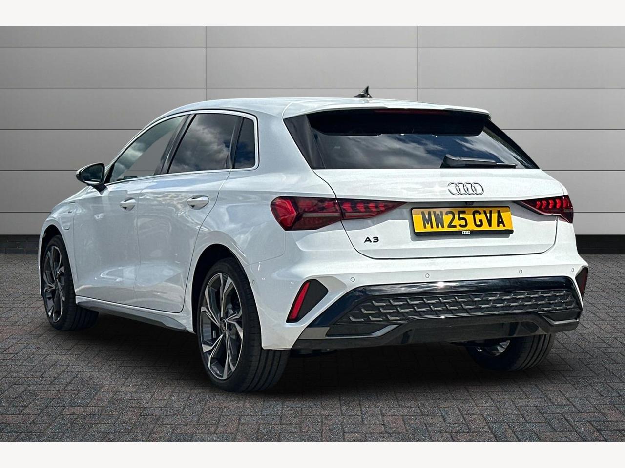 Used Audi A3 2025 for sale - 76680736: Photo 3