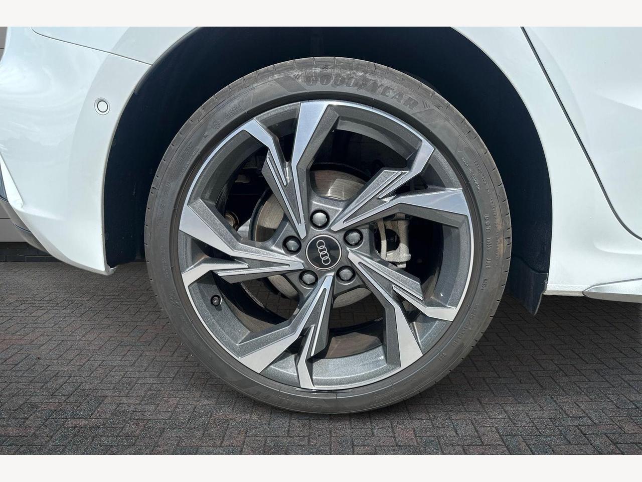 Used Audi A3 2025 for sale - 76680736: Photo 5