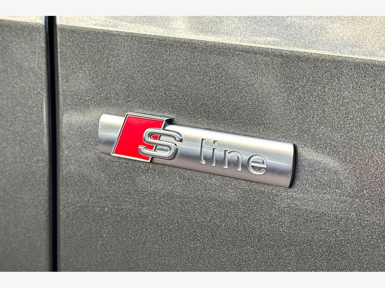 Used Audi A8 2023 for sale - 76676306: Photo 23