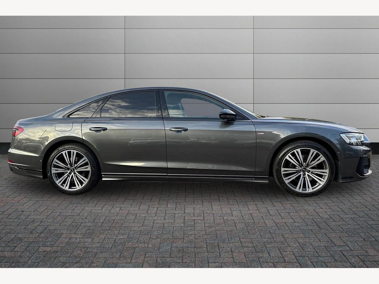 Used Audi A8 2023 for sale - 76676306: Photo 4