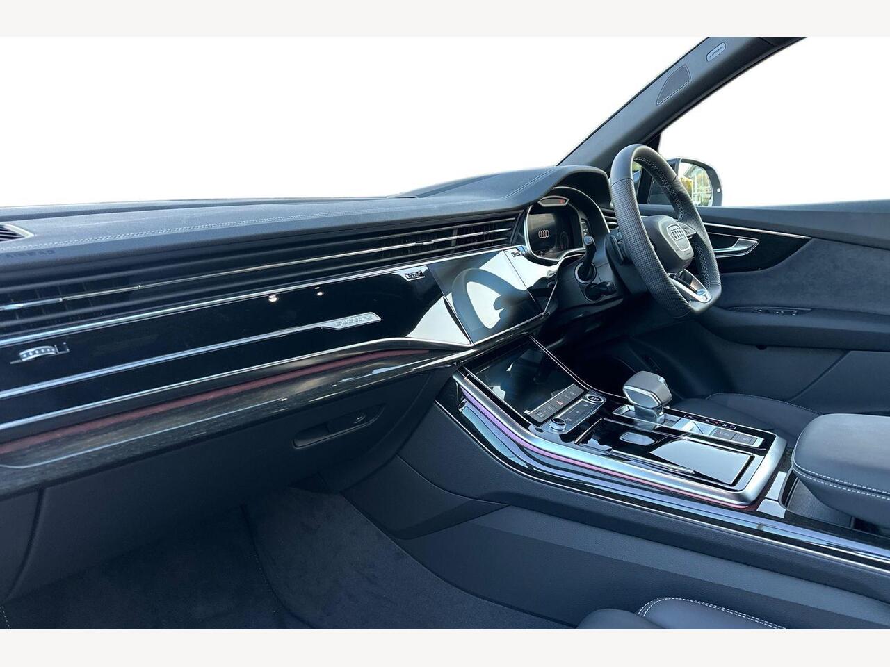 Used Audi Q7 2025 for sale - 77423630: Photo 2