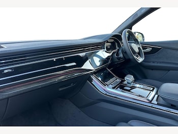 Used Audi Q7 2025 for sale - 77423630: Photo