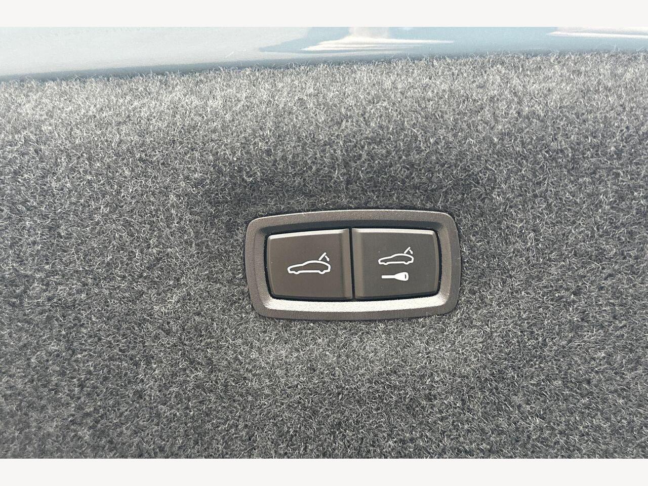 Used Audi RS e-tron GT 2023 for sale - 77725610: Photo 13