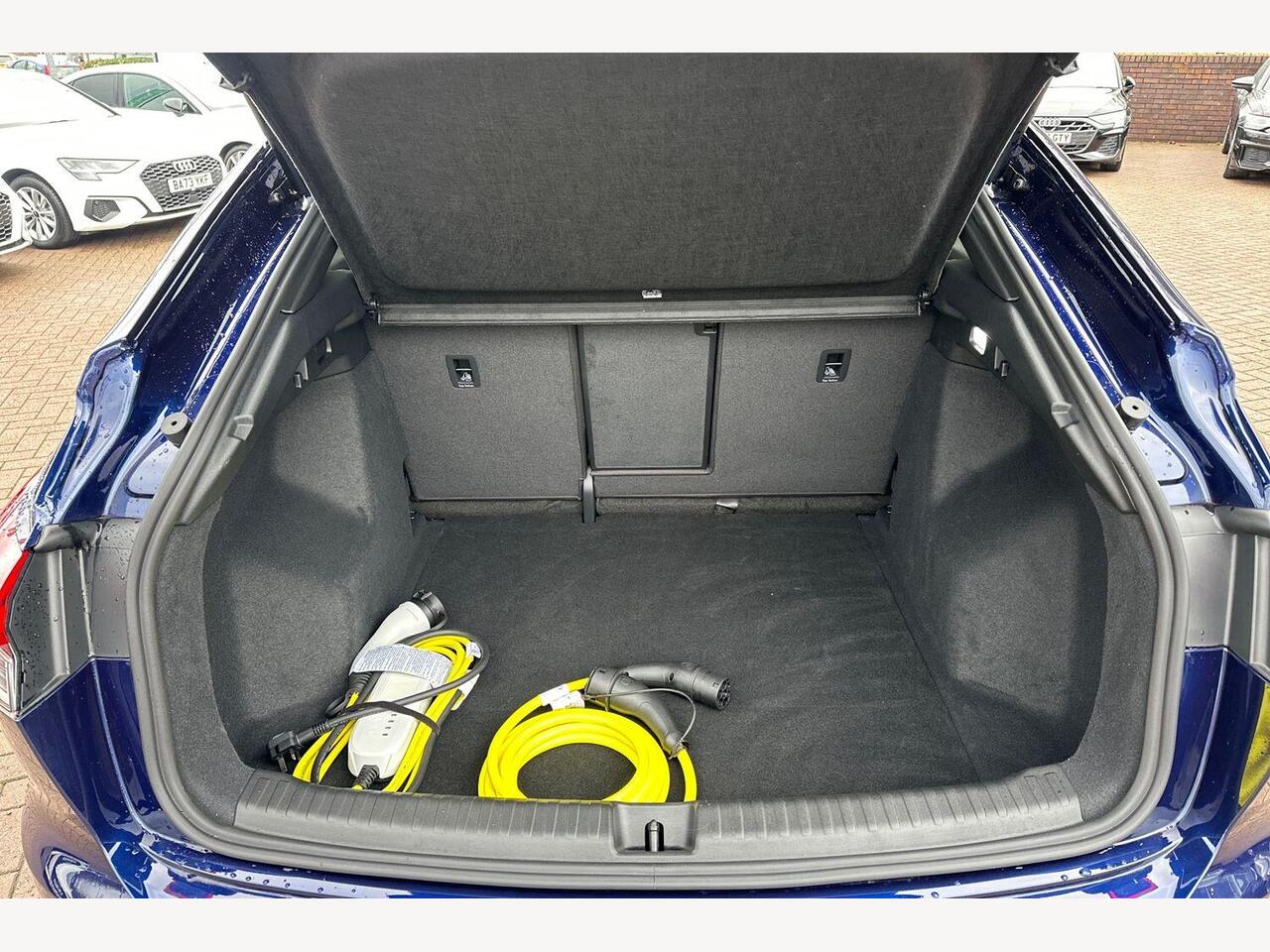 Used Audi Q4 e-tron 2025 for sale - 77528558: Photo 13