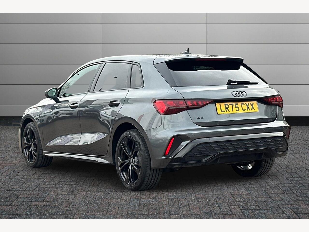 Used Audi A3 2025 for sale - 77576244: Photo 4