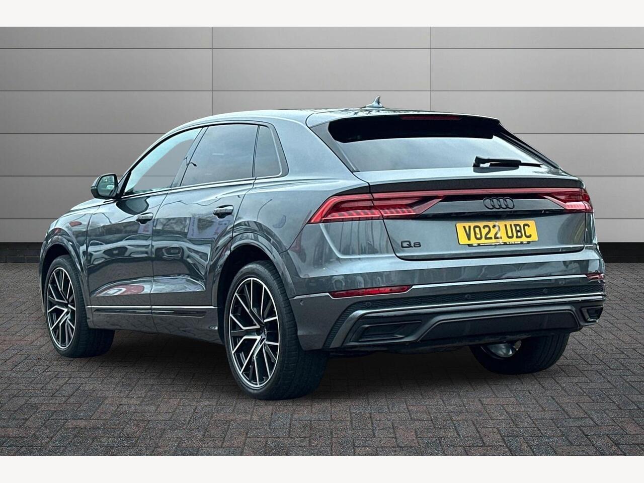 Used Audi Q8 2022 for sale - 77244600: Photo 4