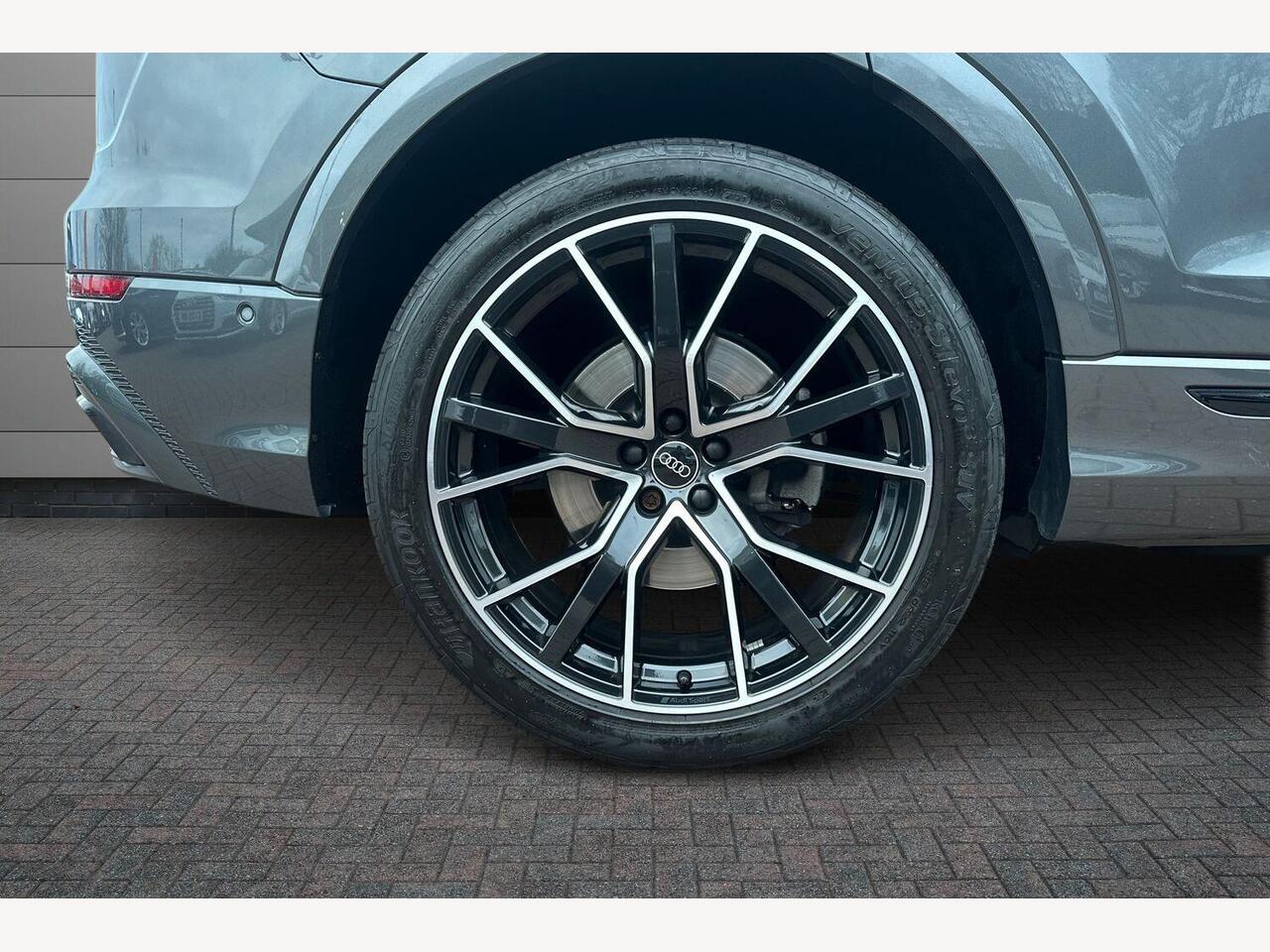 Used Audi Q8 2022 for sale - 77244600: Photo 6