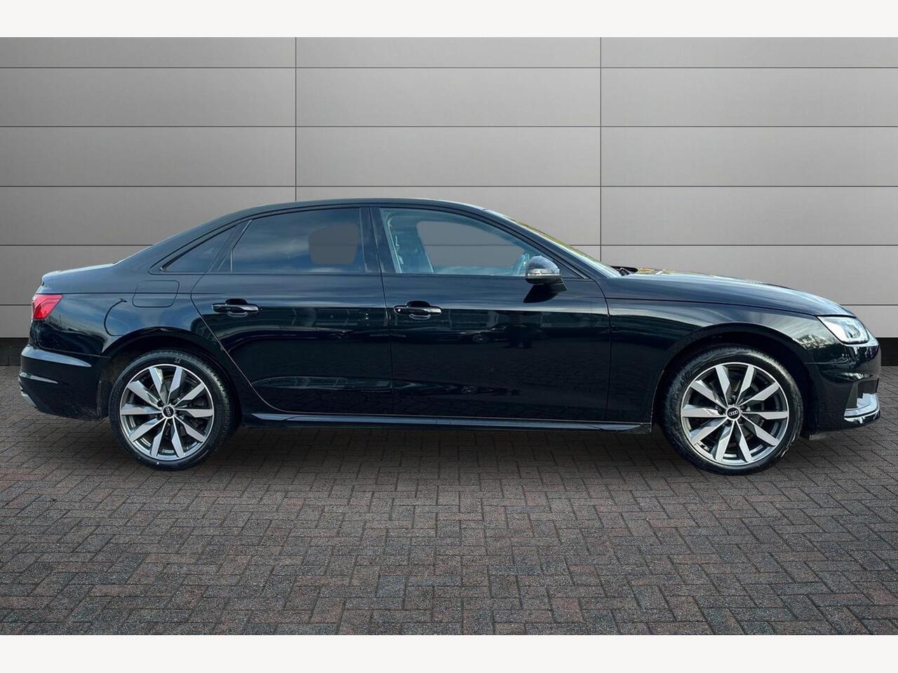 Used Audi A4 2022 for sale - 76675337: Photo 4