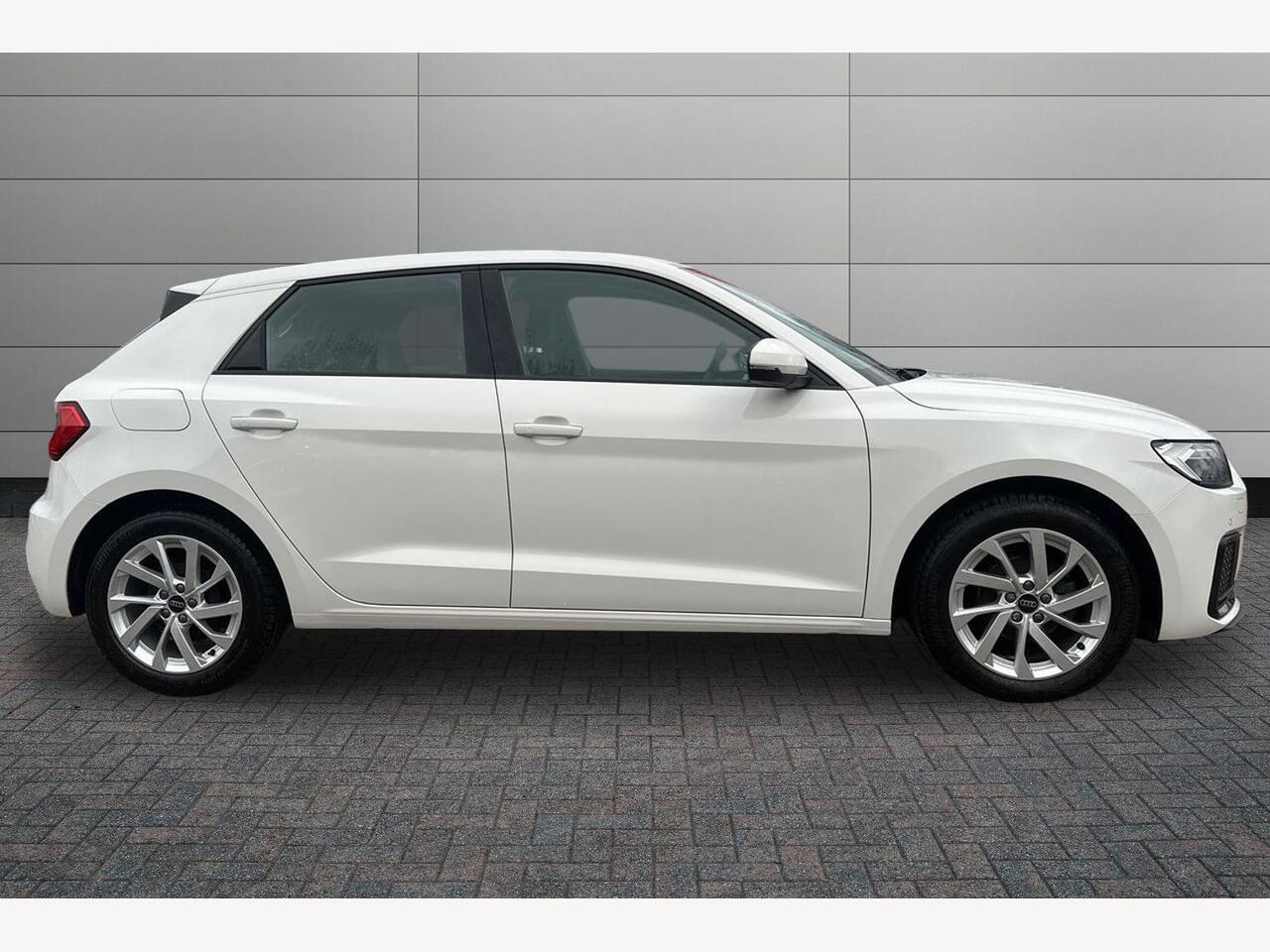 Used Audi A1 2023 for sale - 77576262: Photo 5