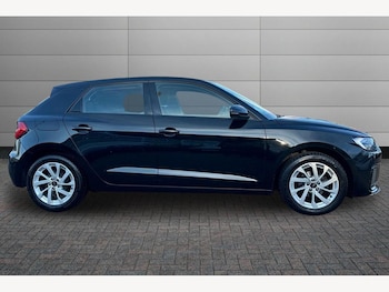 Used Audi A1 2023 for sale - 76984596: Photo