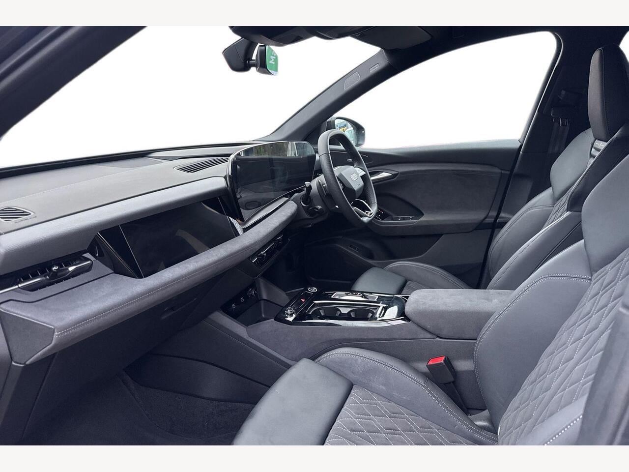 Used Audi Q6 e-tron 2025 for sale - 77528567: Photo 2