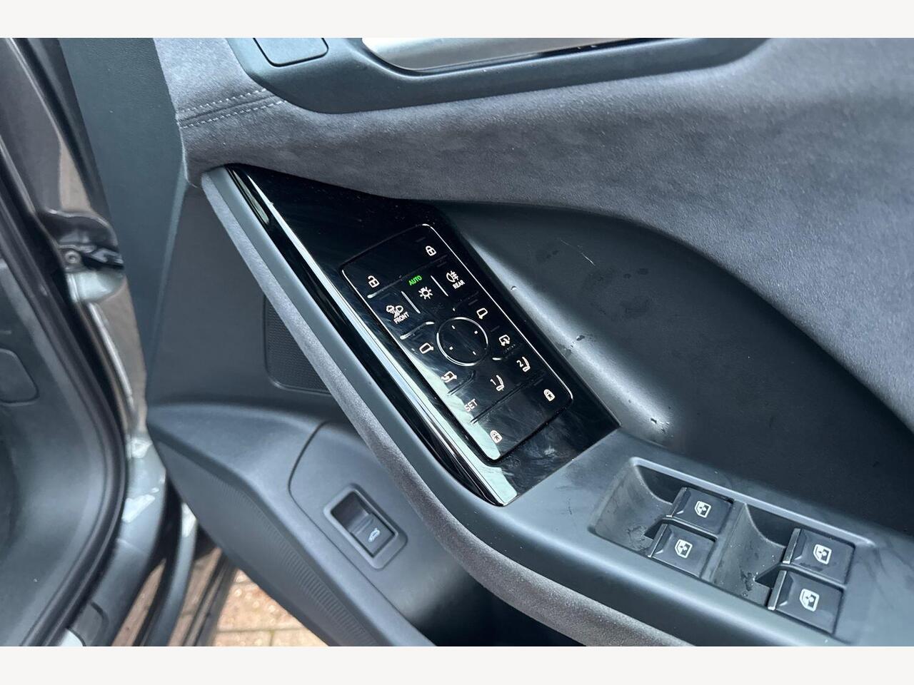 Used Audi Q6 e-tron 2025 for sale - 77528567: Photo 25