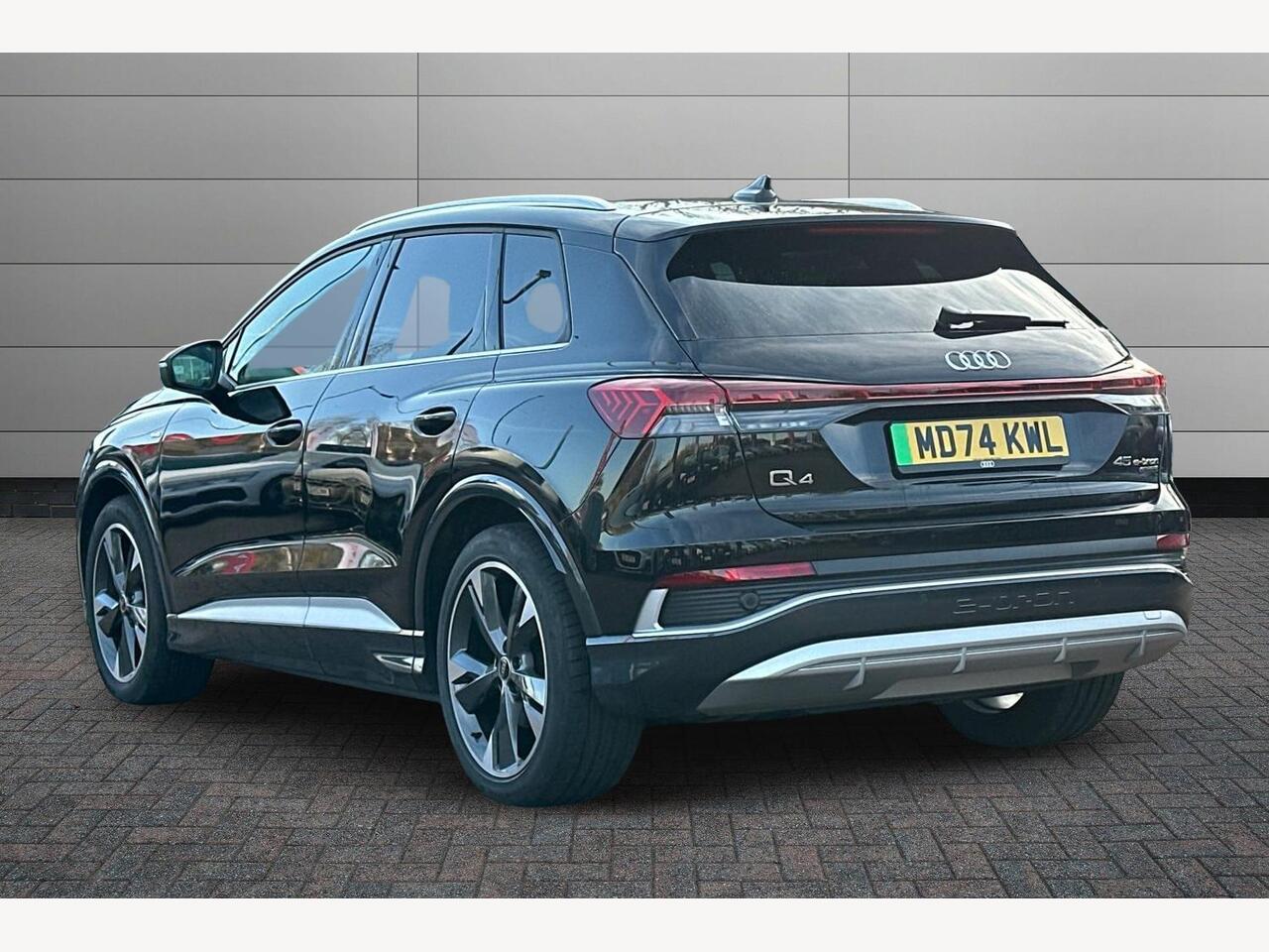 Used Audi Q4 e-tron 2025 for sale - 76772866: Photo 3