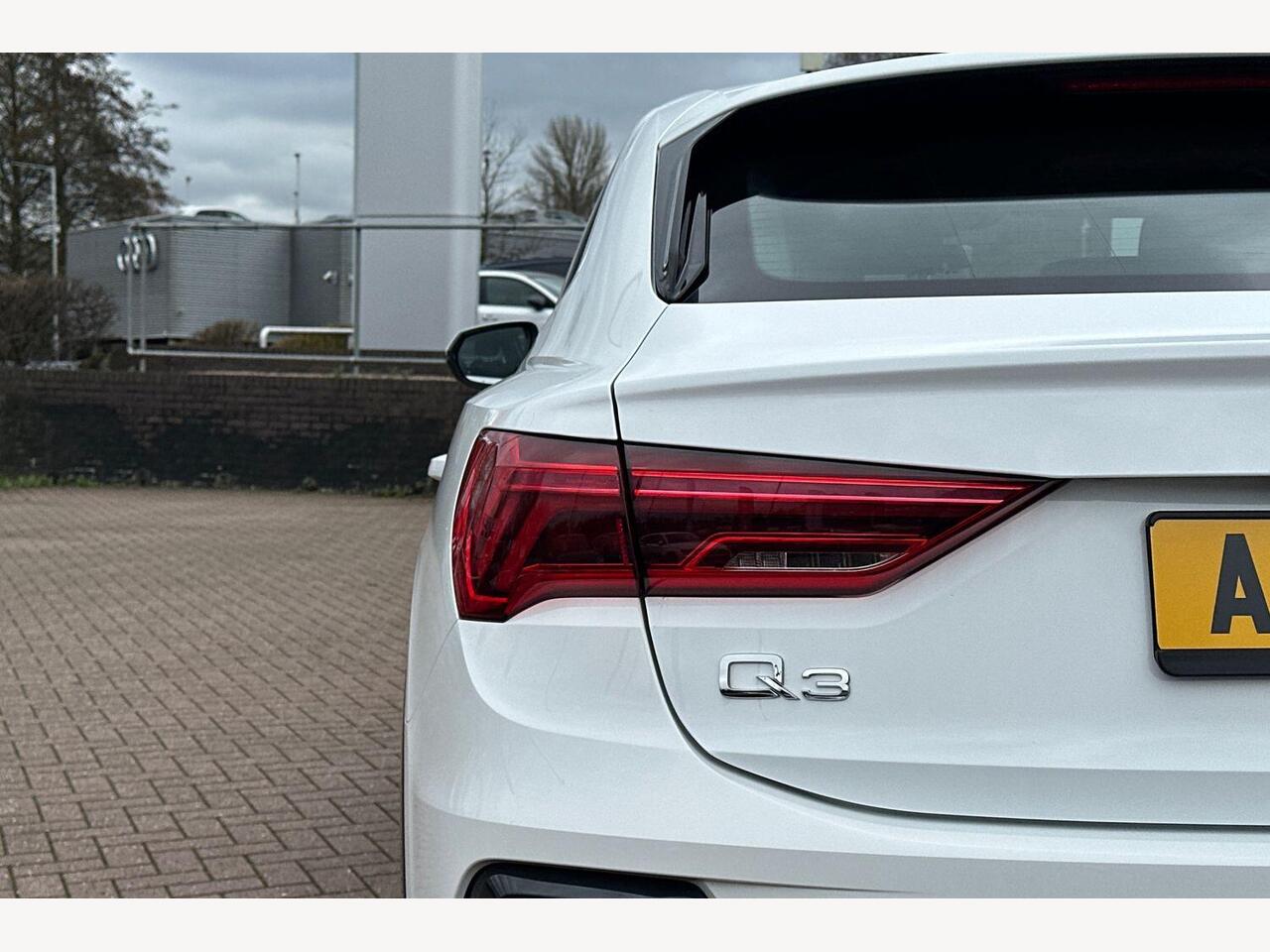 Used Audi Q3 2023 for sale - 77725573: Photo 15