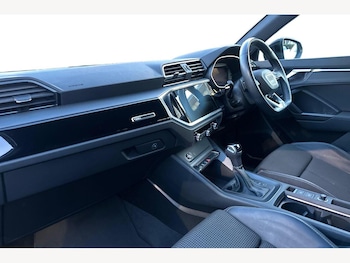 Used Audi Q3 2022 for sale - 77031167: Photo