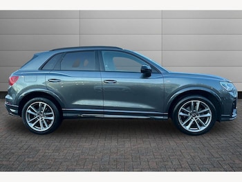 Used Audi Q3 2022 for sale - 77031167: Photo