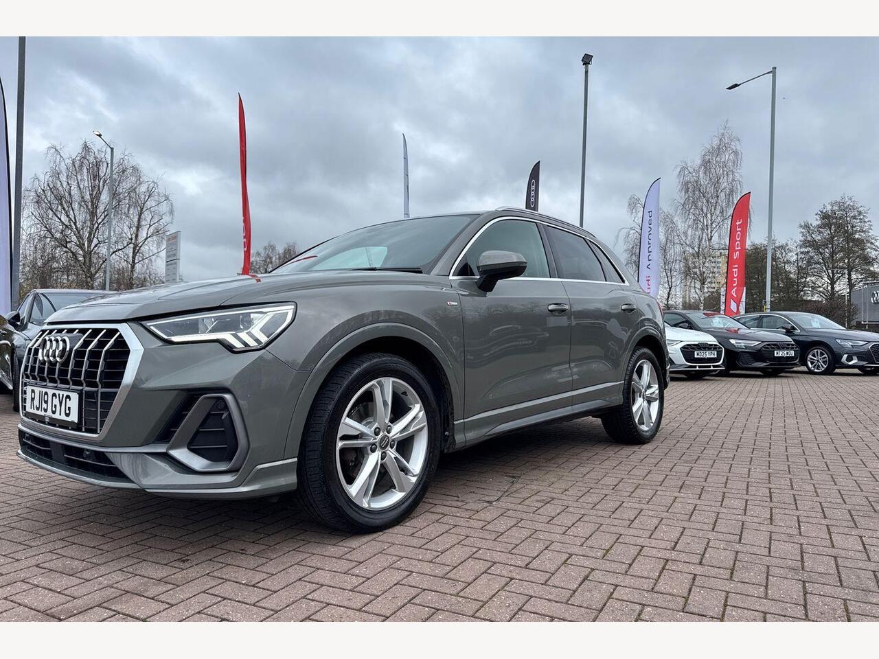 Used Audi Q3 2019 for sale - 77706202: Photo 18