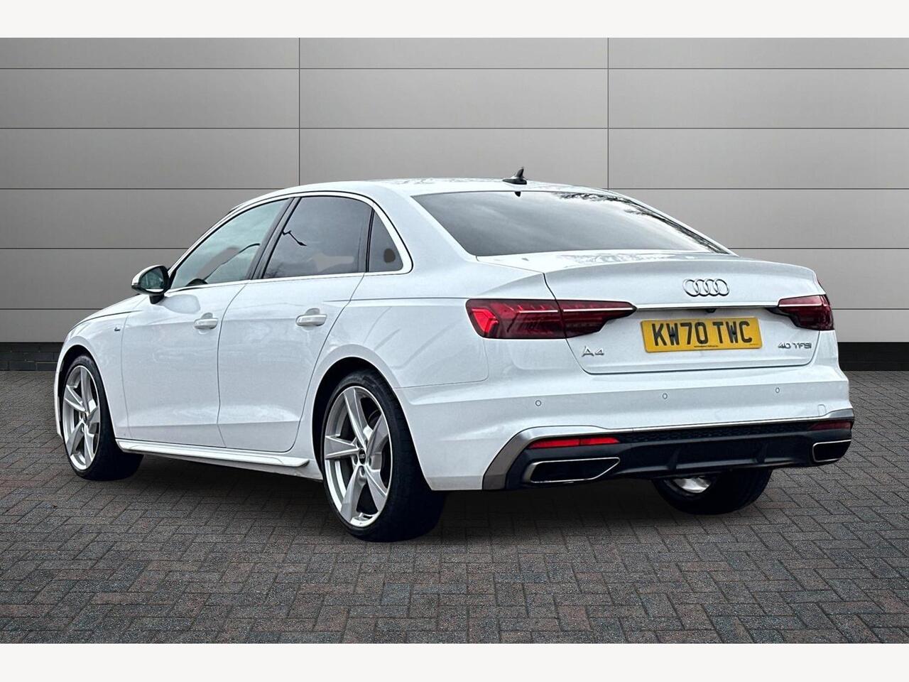 Used Audi A4 2021 for sale - 77346538: Photo 3