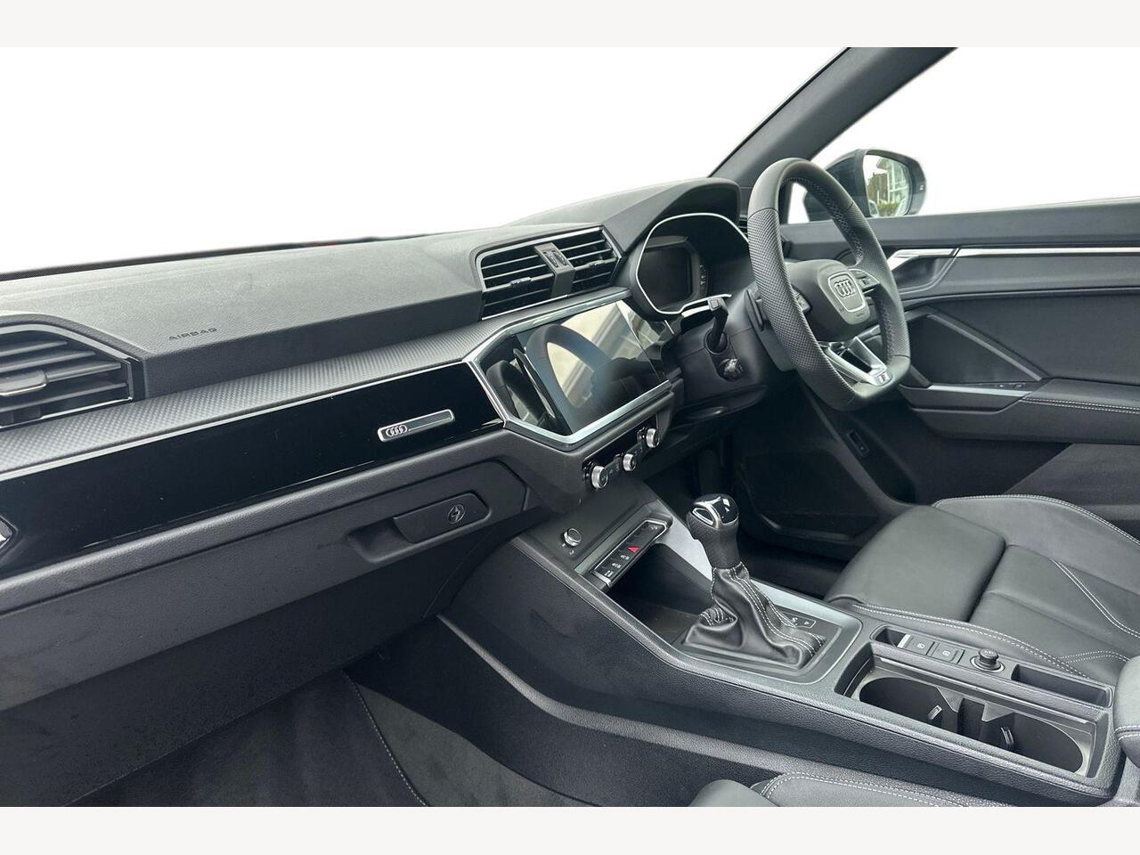 Used Audi Q3 2025 for sale - 77725578: Photo 2