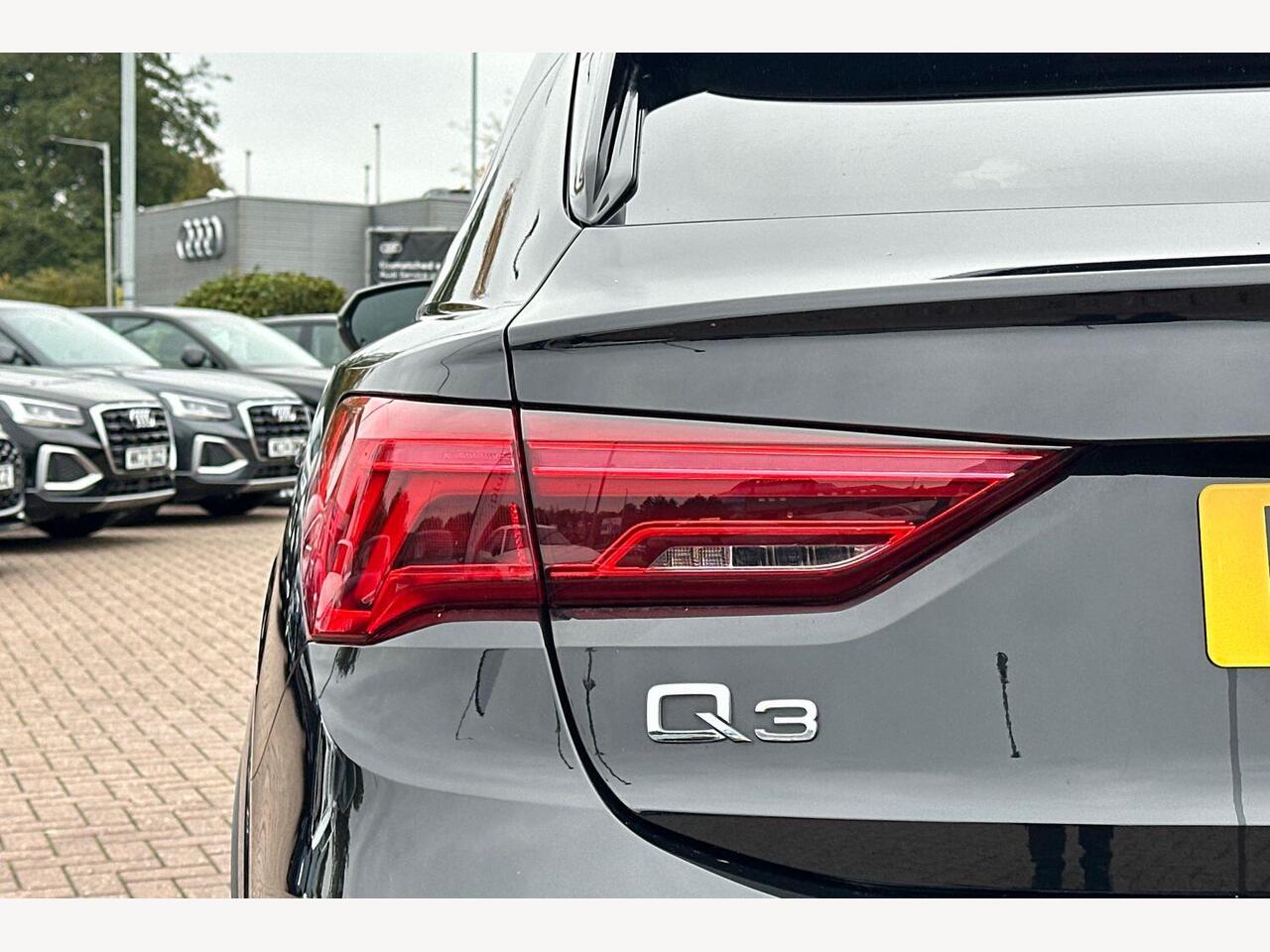 Used Audi Q3 2023 for sale - 76675588: Photo 15