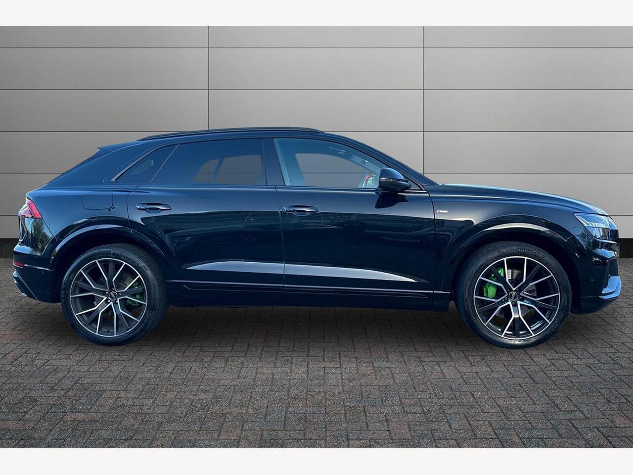 Used Audi Q8 2023 for sale - 76675997: Photo 4