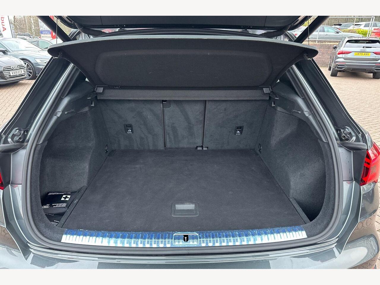 Used Audi Q3 2019 for sale - 77388666: Photo 12