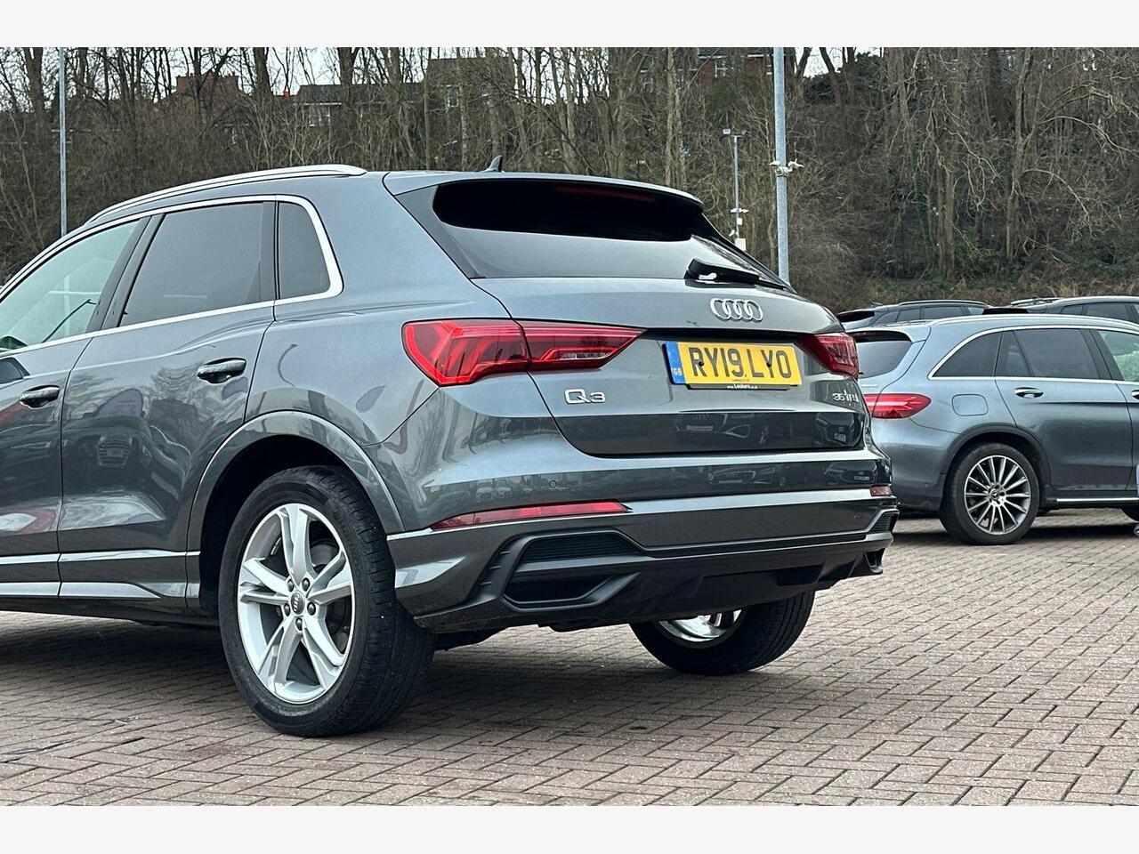 Used Audi Q3 2019 for sale - 77388666: Photo 17