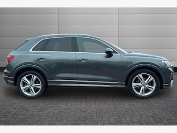Used Audi Q3 2019 for sale - 77388666: Photo