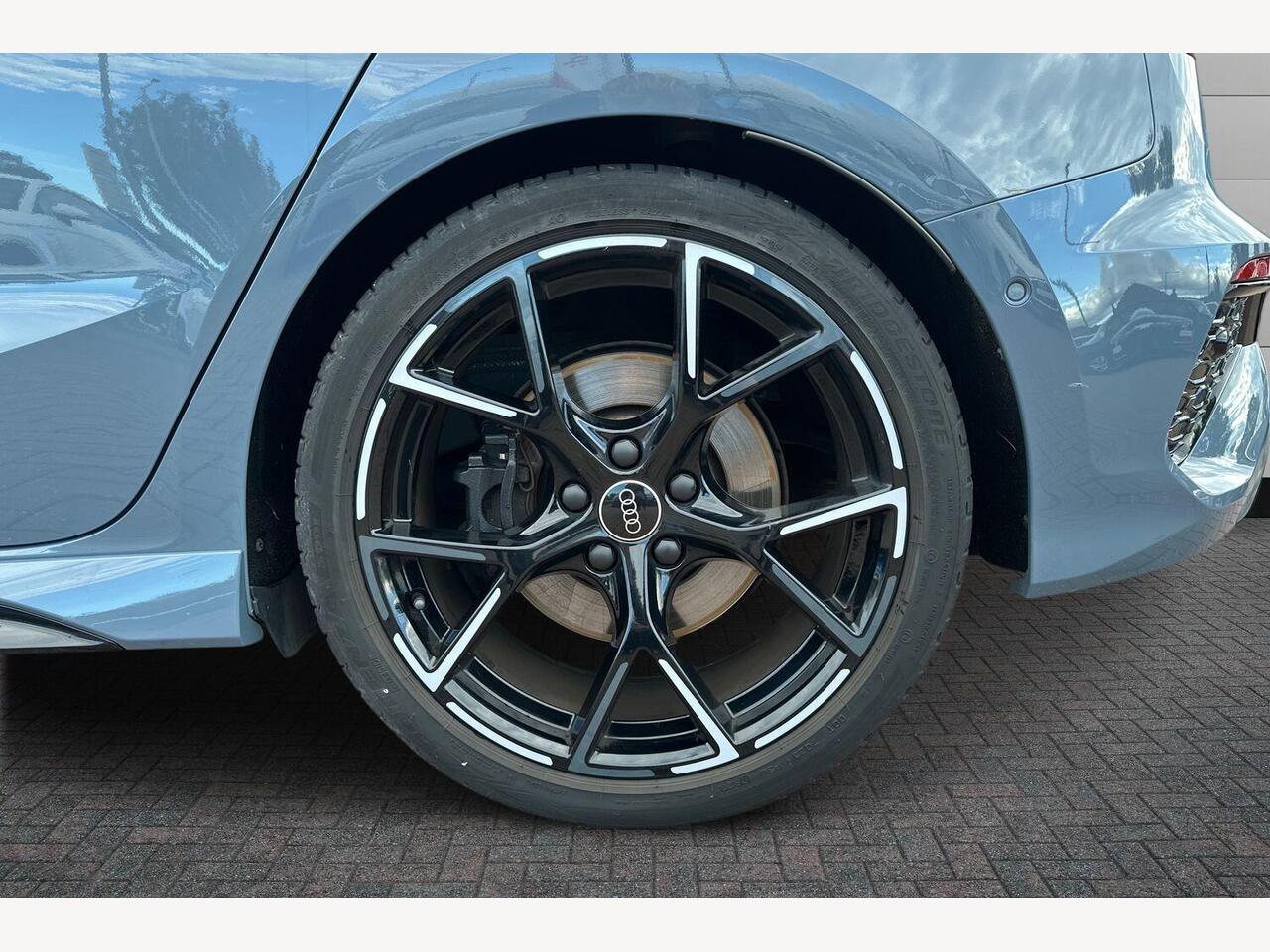 Used Audi RS3 2023 for sale - 76675711: Photo 5