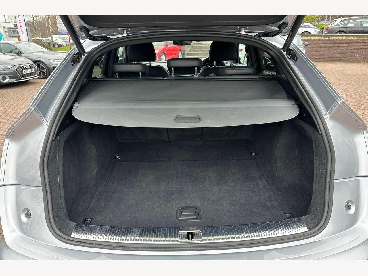 Used Audi Q5 2023 for sale - 77809808: Photo 12