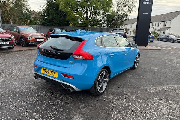 Used Volvo V40 2015 for sale - 76226727: Photo 17