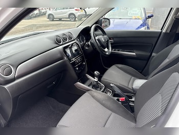 Used Suzuki Vitara 2021 for sale - 76270044: Photo 2