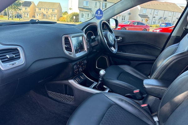 Used Jeep Compass 2018 for sale - 76059800: Photo 2