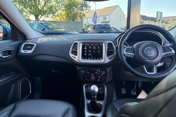 Used Jeep Compass 2018 for sale - 76059800: Photo 8