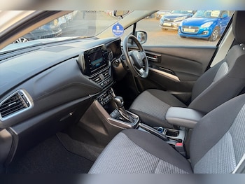 Used Suzuki SX4 S-Cross 2023 for sale - 76337443: Photo 2