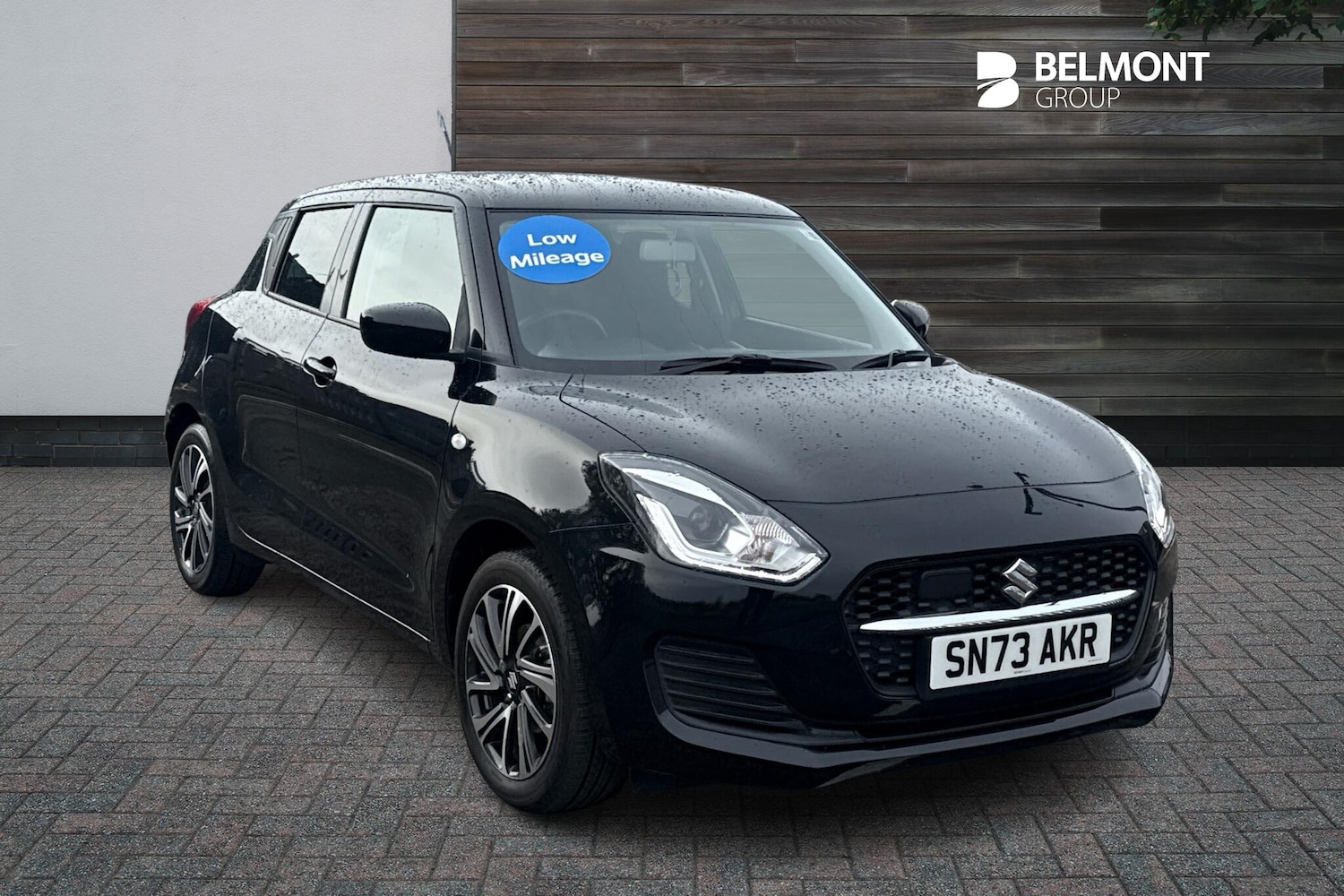 Used Suzuki Swift 2023 for sale - 76337761: Photo 1