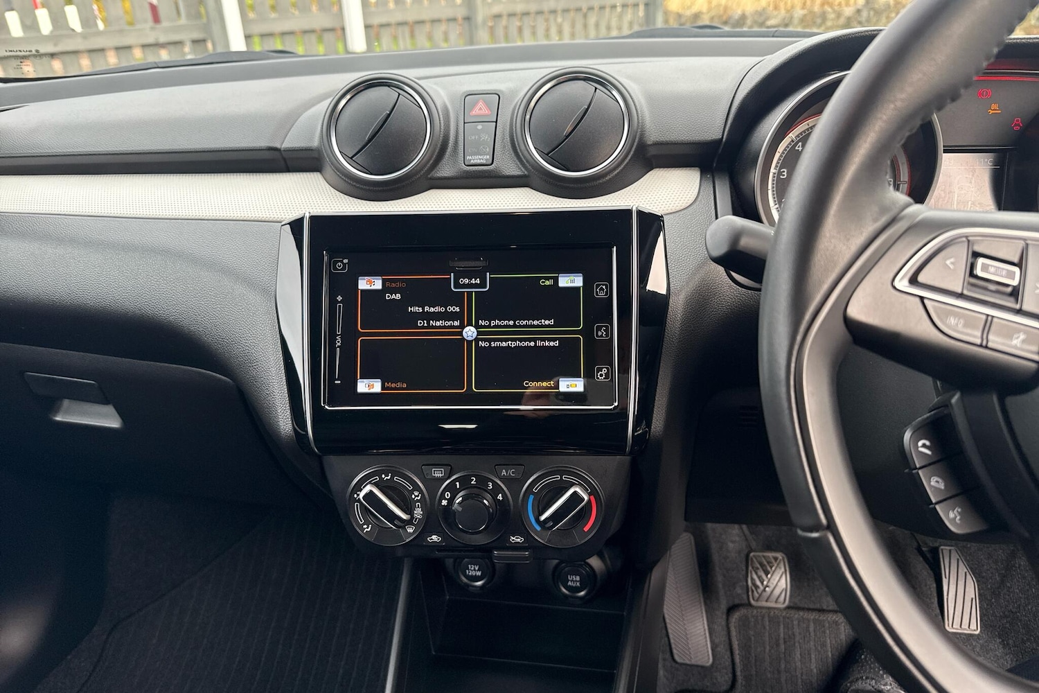 Used Suzuki Swift 2023 for sale - 76337761: Photo 8