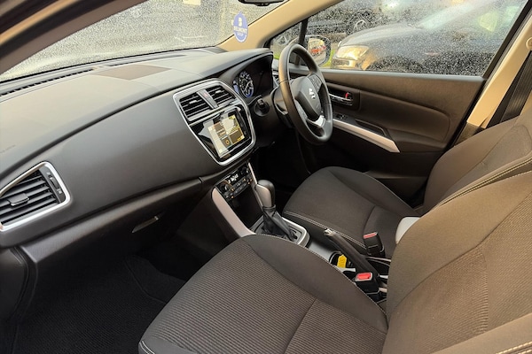 Used Suzuki SX4 S-Cross 2021 for sale - 76336517: Photo 2
