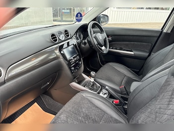 Used Suzuki Vitara 2022 for sale - 75940395: Photo