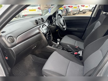 Used Suzuki Vitara 2023 for sale - 76270166: Photo 2