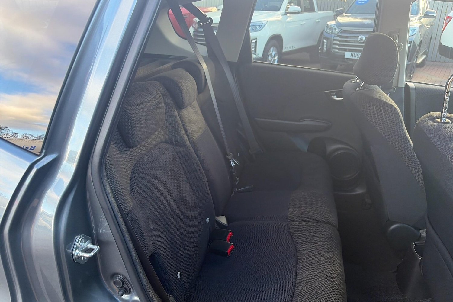 Used Honda Jazz 2015 for sale - 76408927: Photo 10